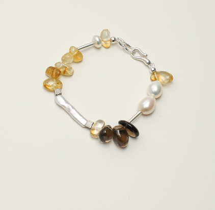 Golden Ripples · Pearl Bracelet