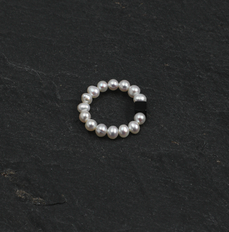 Round Pearl Ring